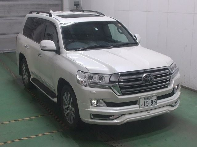 Used 2018 TOYOTA LAND CRUISER 200 SUV for sale | every